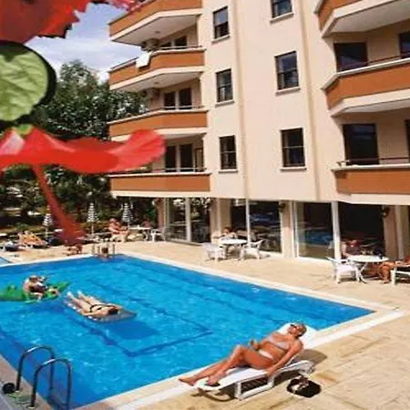 מלון דירות Arsi Sweet אלאניה