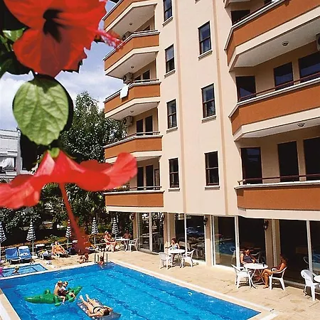 מלון דירות Arsi Sweet אלאניה